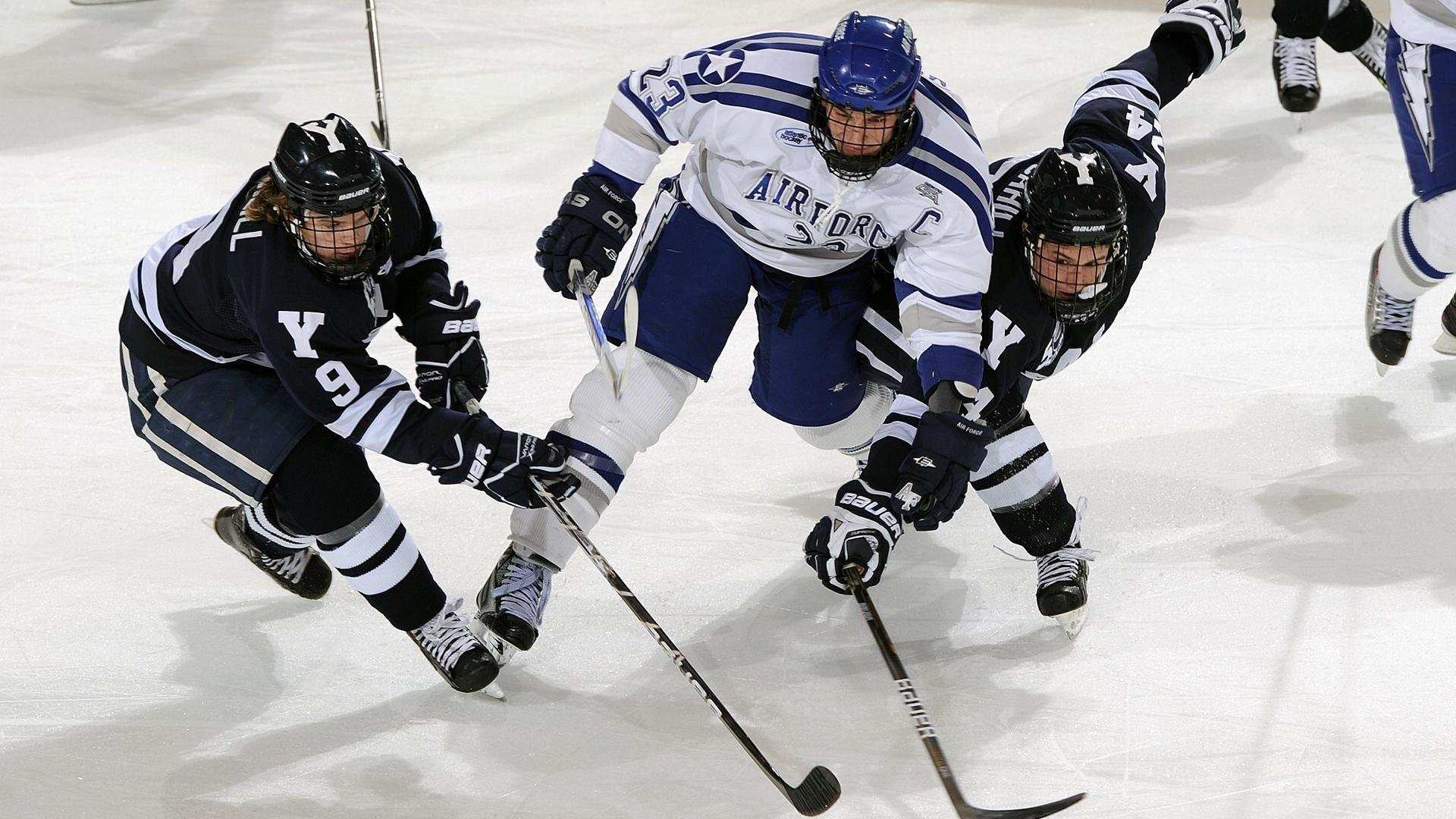 电竞产业与科技产业的结合：虚拟现实与人工智能，电竞产业的发展好与坏